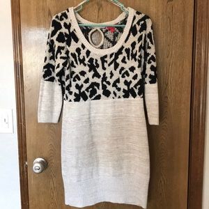 Super cute sweater dress!